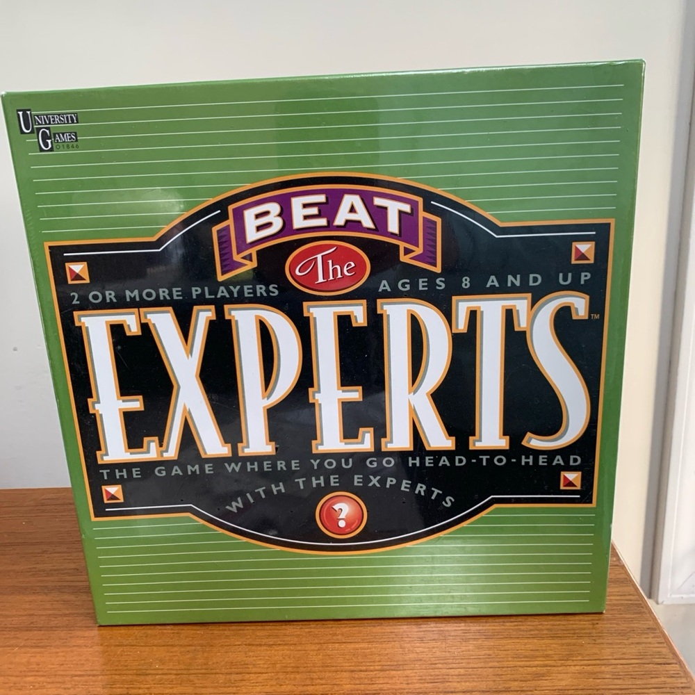 ☄️ Beat The Experts University Game New in Box Sealed Ages 8 and Up